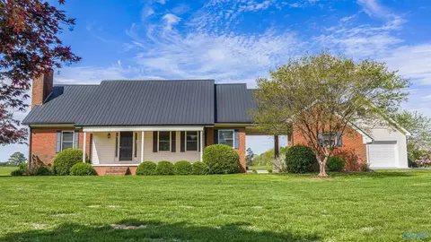 2423 County Road 177, Henagar, AL 35978