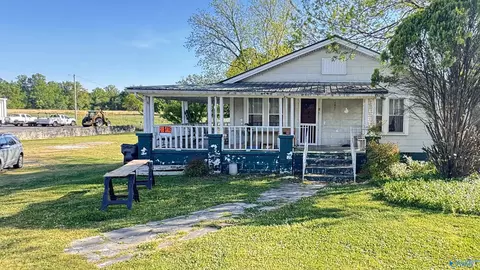 1199 1201 Main St, Centre, AL 35960