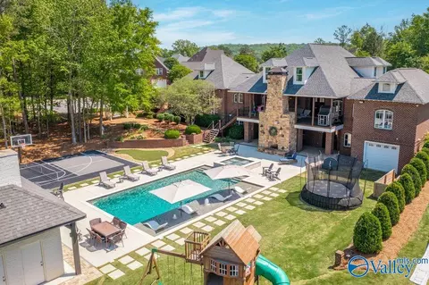 35 Lakewood Cv, Gadsden, AL 35901