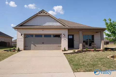 101 Pecos River Rd, Madison, AL 35756