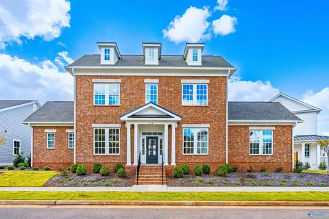210 Saint Louis St, Madison, AL 35758