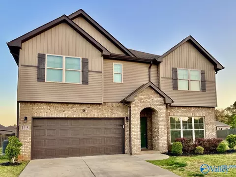 115 Pointe Haven Ct, Huntsville, AL 35824