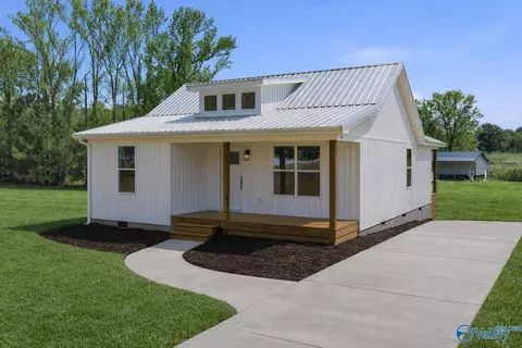 2218 Old Union Rd, Grant, AL 35747