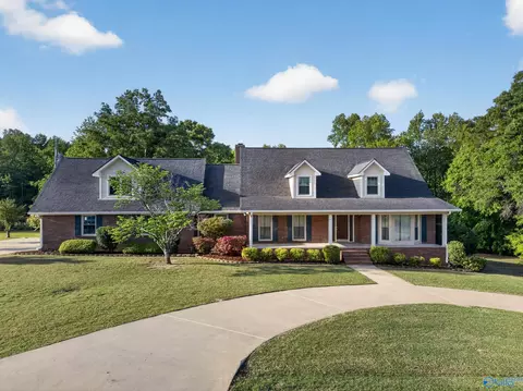 2491 Burns St, Southside, AL 35907