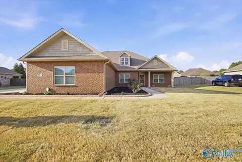 137 Tango Dr, Meridianville, AL 35759