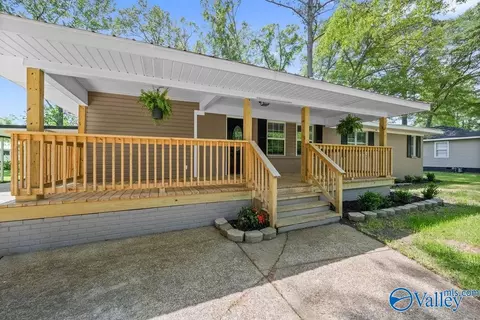 412 Paxton Ave, Glencoe, AL 35905