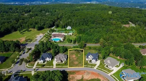 10 Scenic Loop Rd, Huntsville, AL 35803