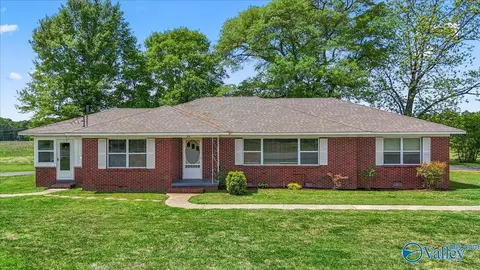 13121300 Oneonta Cut-off Rd, Albertville, AL 35950
