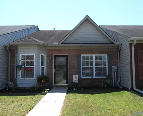 2428 Cameron St, Decatur, AL 35603