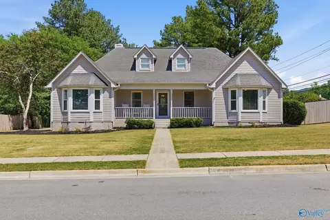 1119 Chesterfield Rd, Huntsville, AL 35803