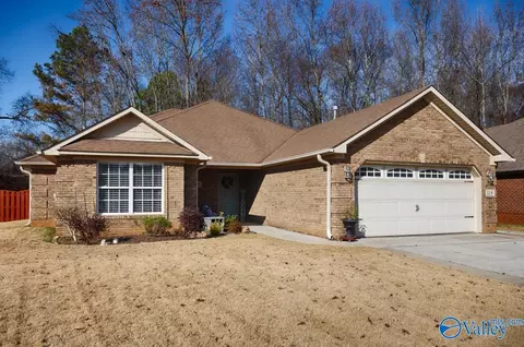118 Autumn Branch Dr, Madison, AL 35757