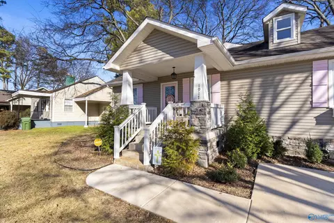 1917 Vanderbilt Cir, Huntsville, AL 35801