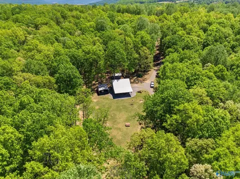 6651 County Road 107, Scottsboro, AL 35768