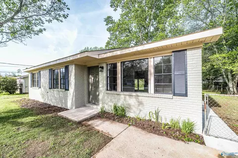 14016 Mariellen Rd, Huntsville, AL 35803
