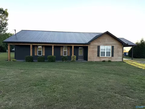 2540 Oak Grove Rd, Crossville, AL 35962