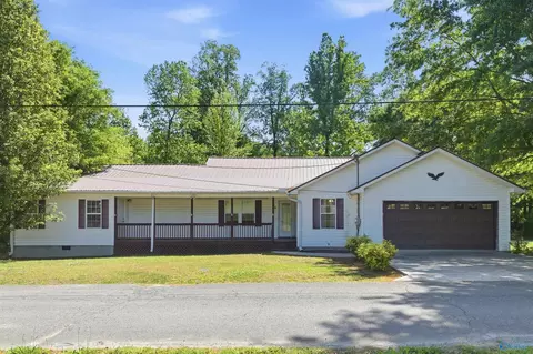 197 Holcomb Rd, Guntersville, AL 35976
