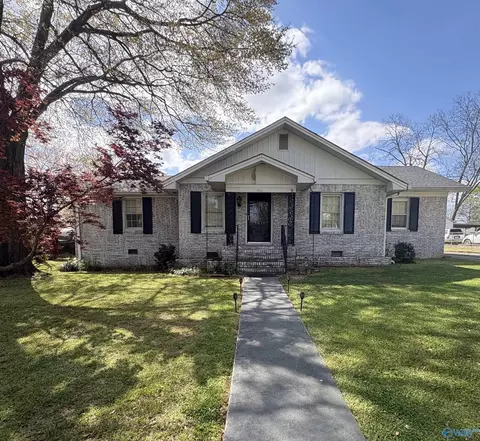 1511 SE 10th Ave, Decatur, AL 35601