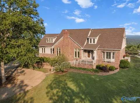 1501 Bellevue Dr, Gadsden, AL 35904