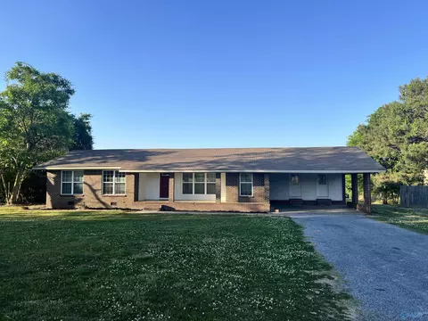 5668 Hustleville Rd, Albertville, AL 35951