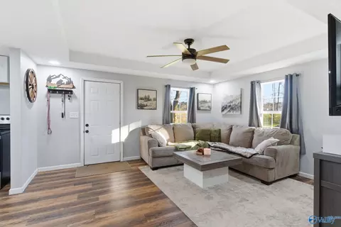 15170 Highway 75, Henagar, AL 35978