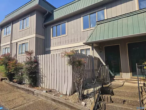 2225 Golf Rd #201, Huntsville, AL 35802