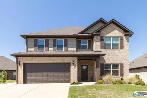 107 Ranna Dr, Huntsville, AL 35811