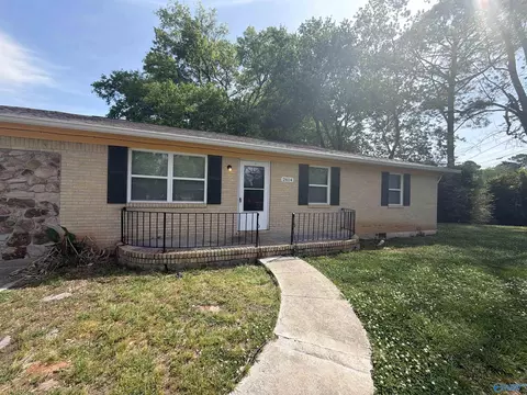 2614 Landsdale Dr, Huntsville, AL 35810