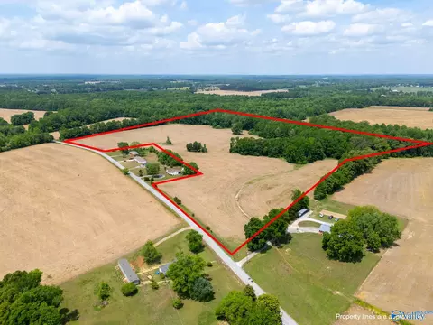 42 5 South Rd, Athens, AL 35613