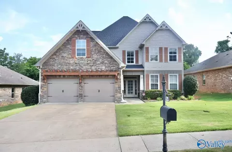 2903 Magnolia Park Dr, Owens Cross Roads, AL 35763