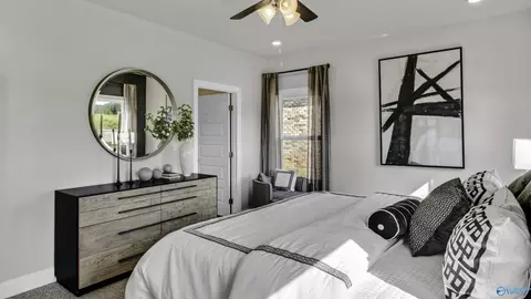 Bedroom - 17660 Ruby Dr, Athens, AL 35613 photo 10 of 11