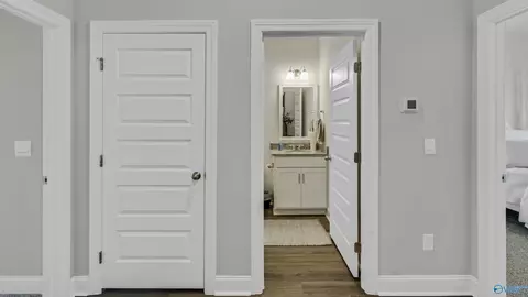 Entry Way - 17660 Ruby Dr, Athens, AL 35613 photo 2 of 6
