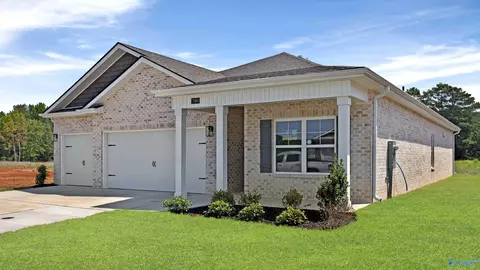 Exterior - 17660 Ruby Dr, Athens, AL 35613 photo 2 of 5