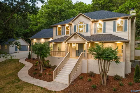 231 Brawley Dr, Owens Cross Roads, AL 35763