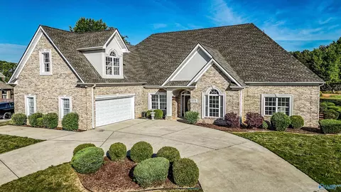 111 Compass Point Dr, Madison, AL 35758