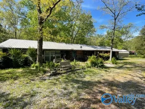 87 County Road 53, Crossville, AL 35962