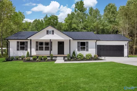 2312 Half Section Line Rd, Albertville, AL 35950