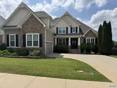 12 Hawthorn Heights Blvd, Huntsville, AL 35824