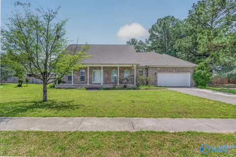 476 Wilson Mann Rd, Owens Cross Roads, AL 35763