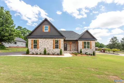 5864 Tydan Ln, Southside, AL 35907