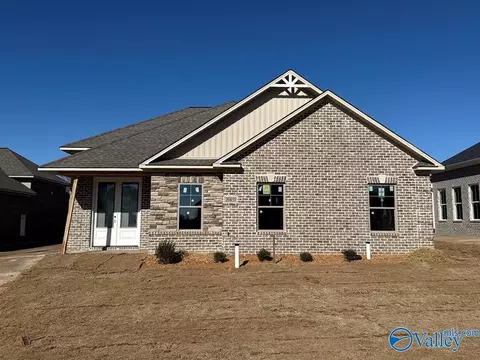 26411 Old Town Dr, Athens, AL 35613