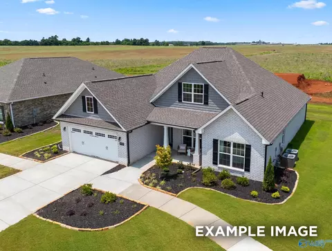 1903 Josie Dr, Hartselle, AL 35640