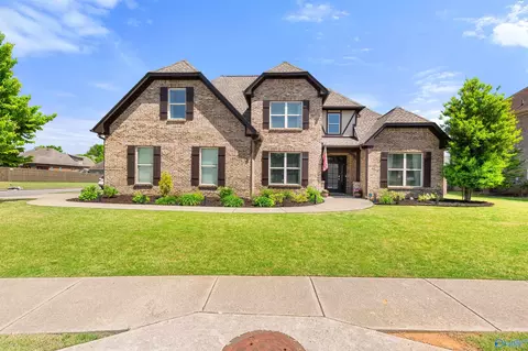 115 Misty River Ln, Huntsville, AL 35824