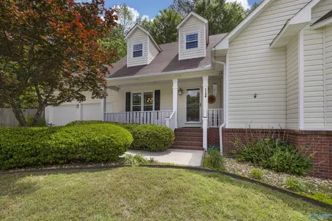 1134 Rose Ln, Arab, AL 35016