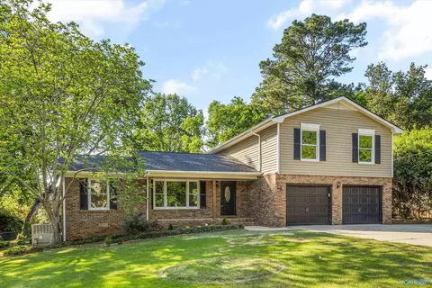 10110 Conrad Dr, Huntsville, AL 35803