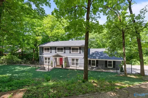1803 Mountainbrook Dr, Huntsville, AL 35801