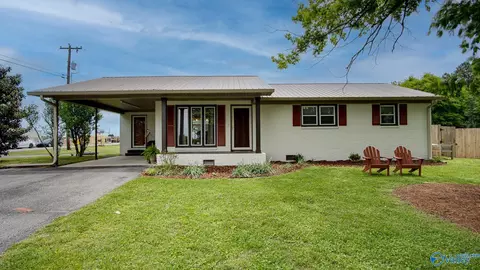 89 Thrasher Rd, Guntersville, AL 35976