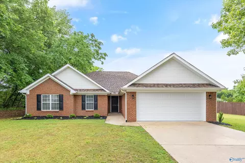128 Honeycutt Rd, Hazel Green, AL 35750