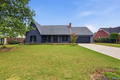2716 Lexington Ave, Decatur, AL 35603