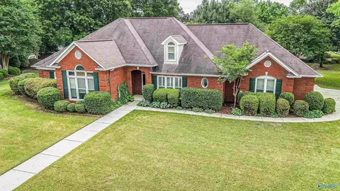 2734 Deford Mill Rd, Owens Cross Roads, AL 35763