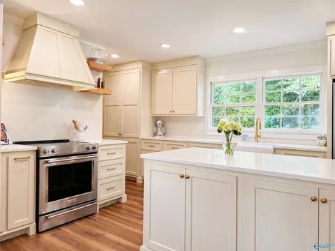 2304 Pennylane, Decatur, AL 35601